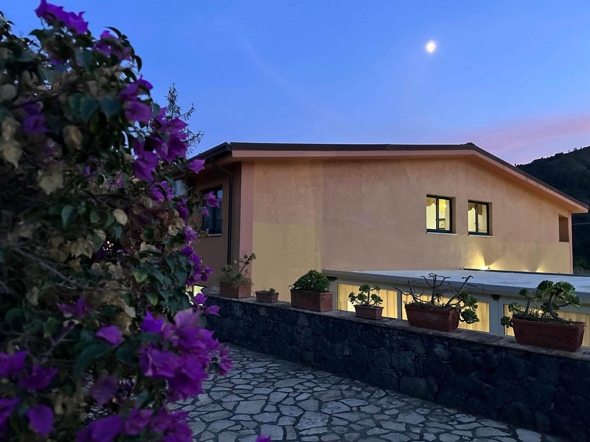 Casale Romano Resort E Relais Motta Camastra Exterior foto