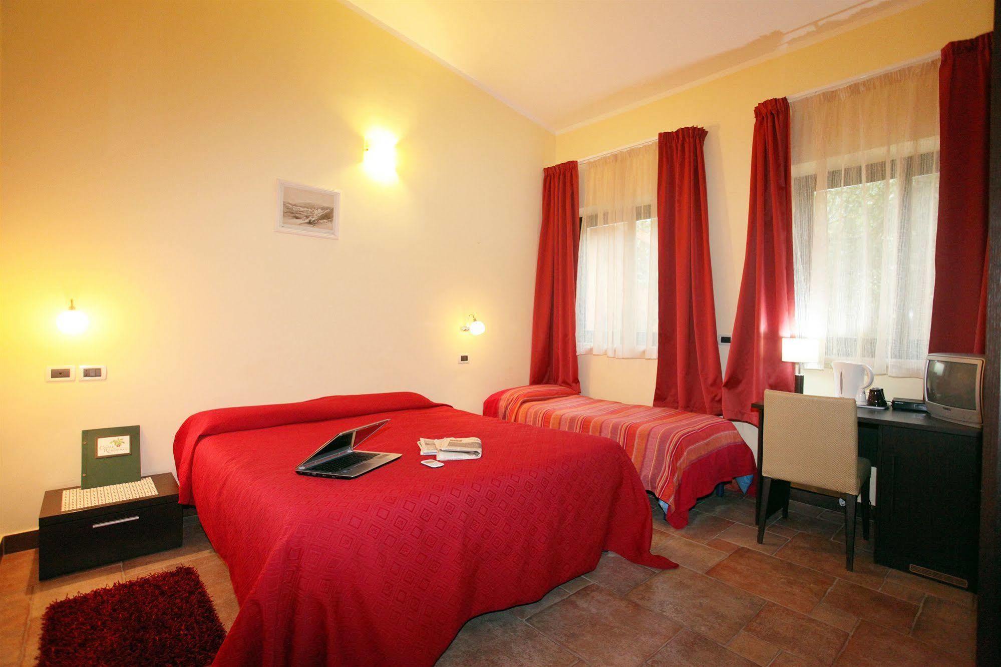 Casale Romano Resort E Relais Motta Camastra Exterior foto